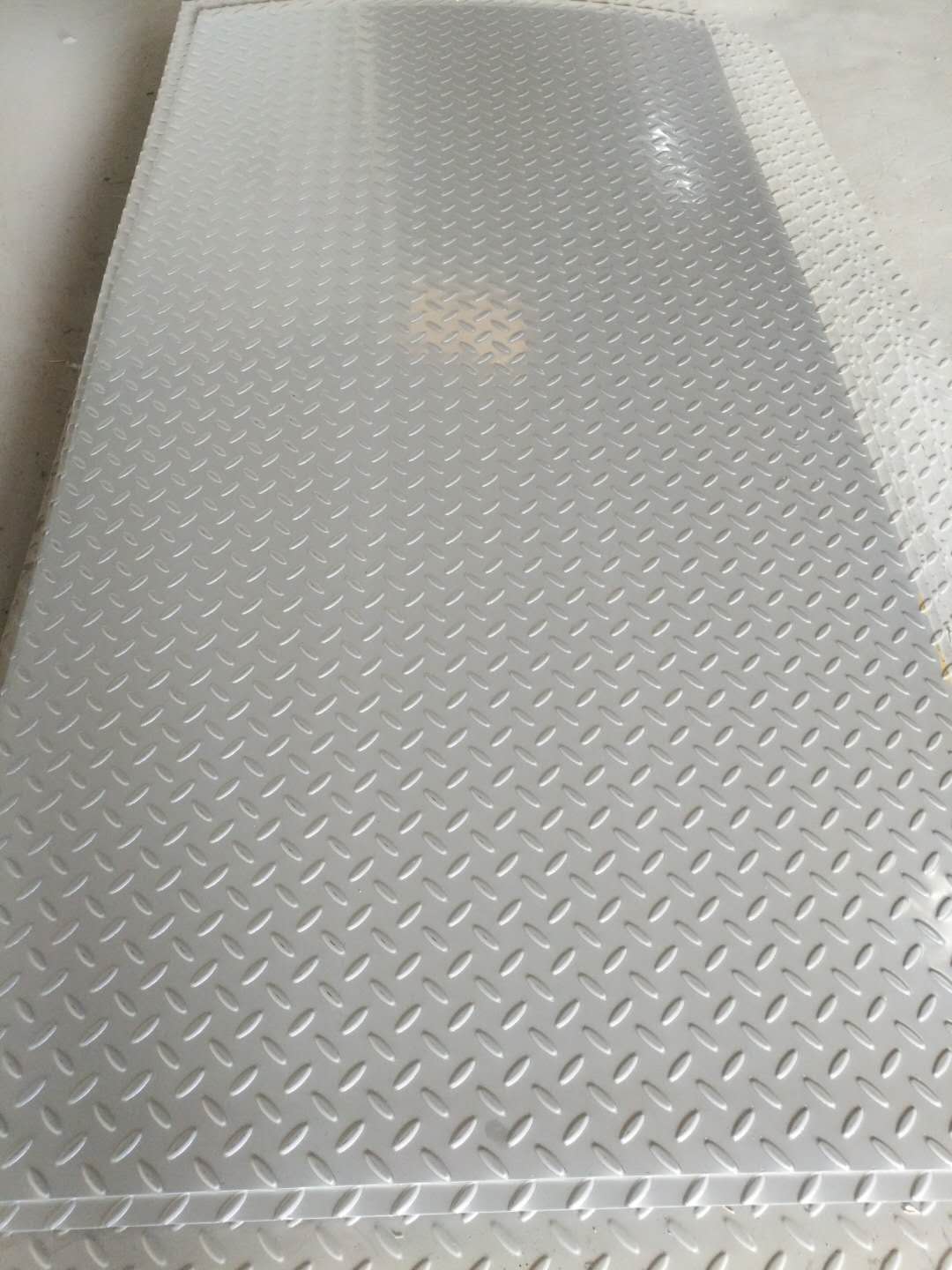 304不锈钢防滑板